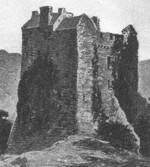 Moy Castle with its roof